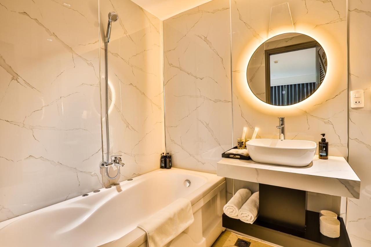 La Paix Sai Gon - Boutique Hotel Thành Pho Ho Chí Minh Esterno foto